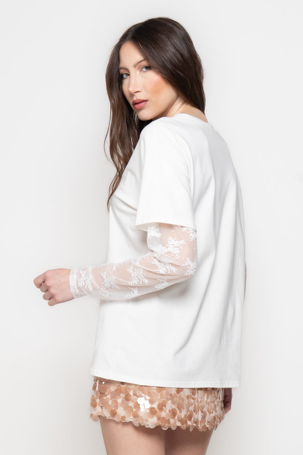 T-Shirt Donna Oversize con Maniche in Pizzo Trasparente