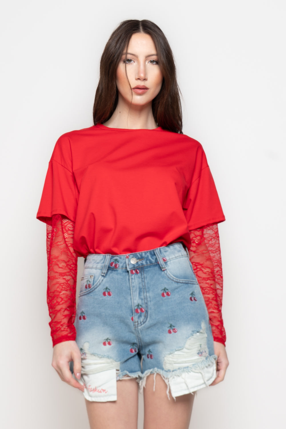 pantaloncini Shorts Donna Denim con Ricamo Ciliegie e Dettagli Destroyed