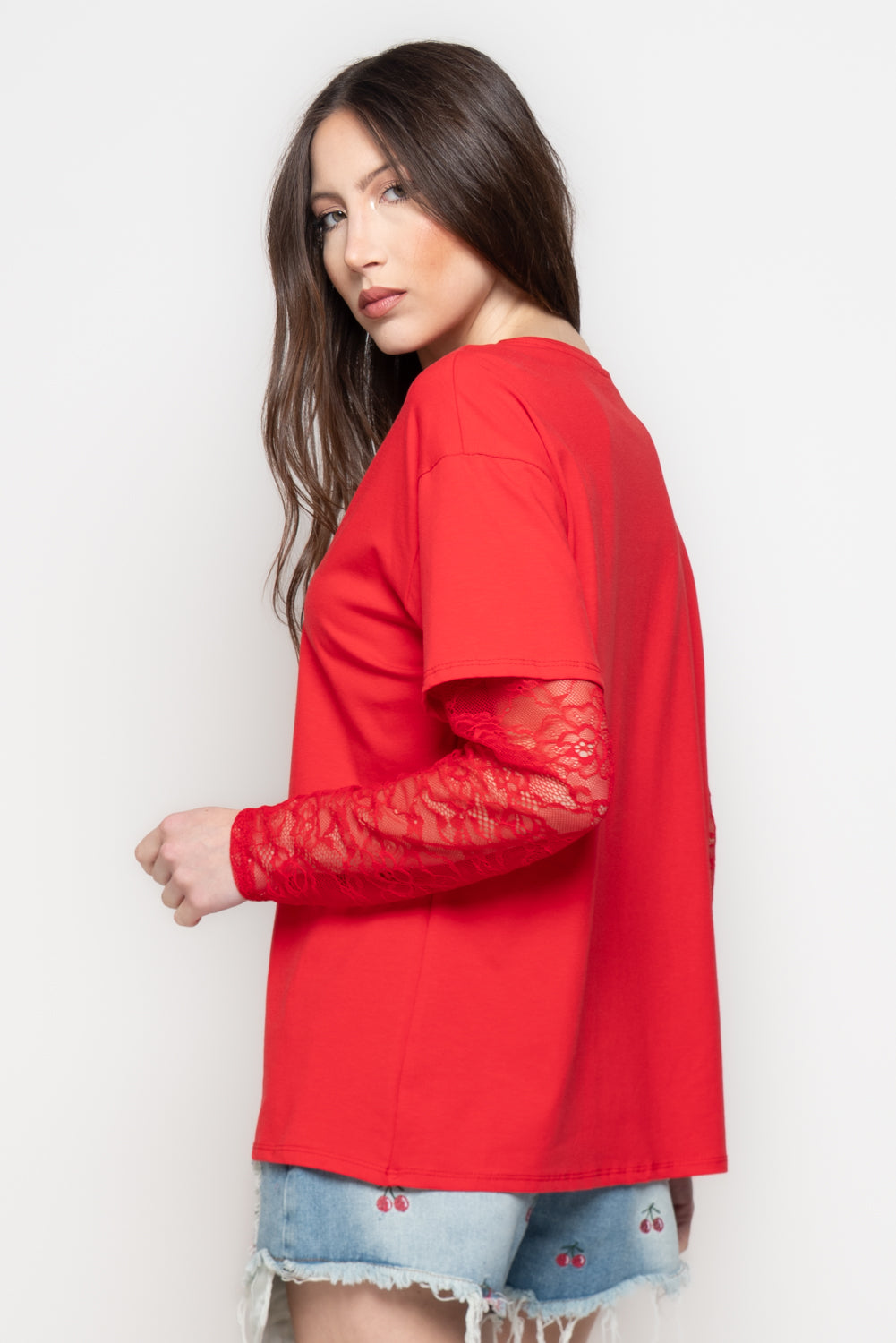 T-Shirt Donna Oversize con Maniche in Pizzo Trasparente