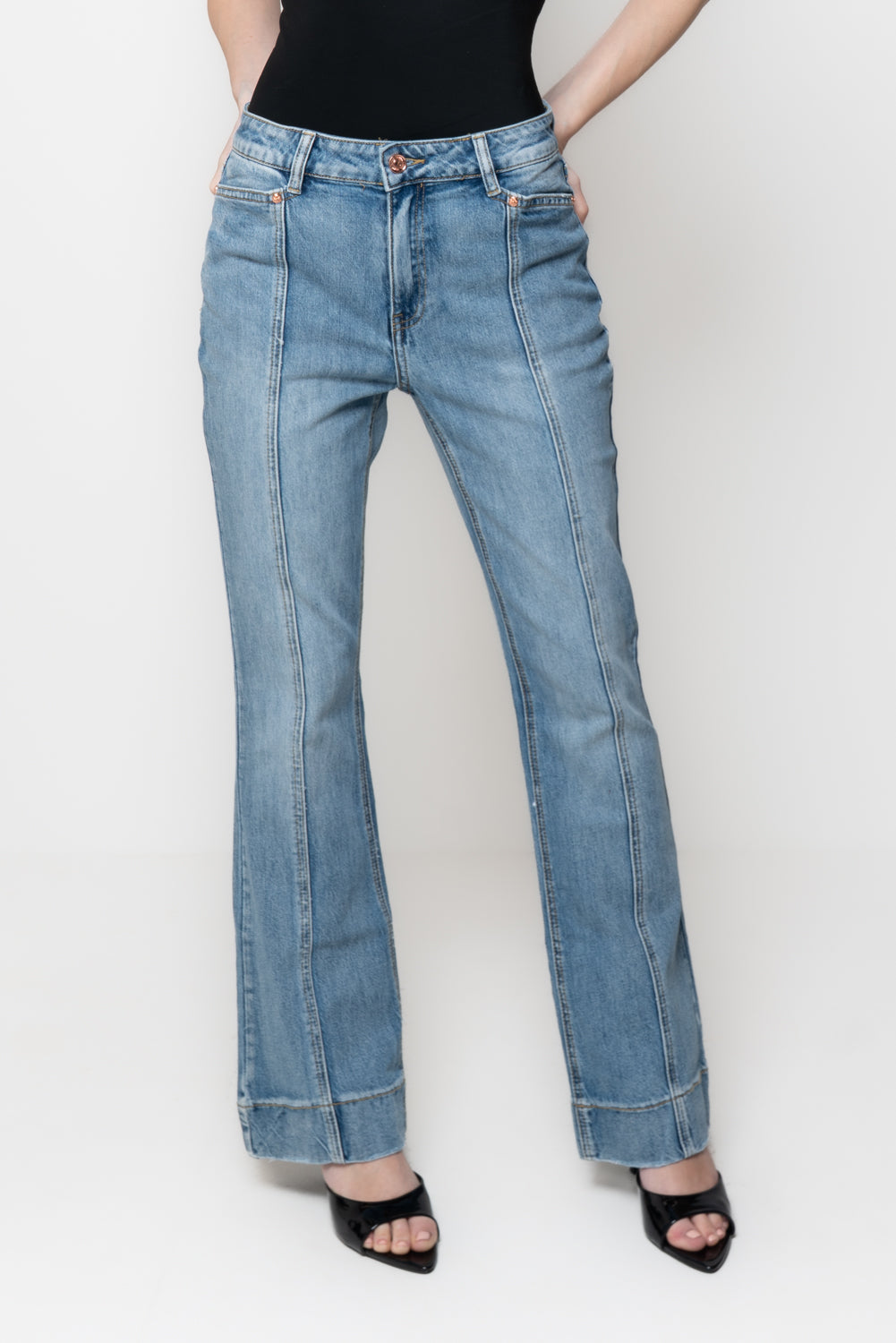 Jeans Donna Flare Vita Media Denim Chiaro Immagine secondaria del prodotto