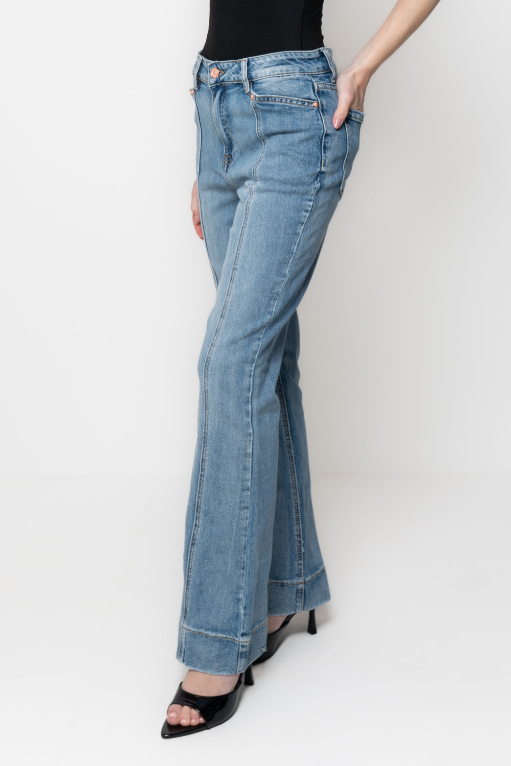 Jeans Donna Flare Vita Media Denim Chiaro