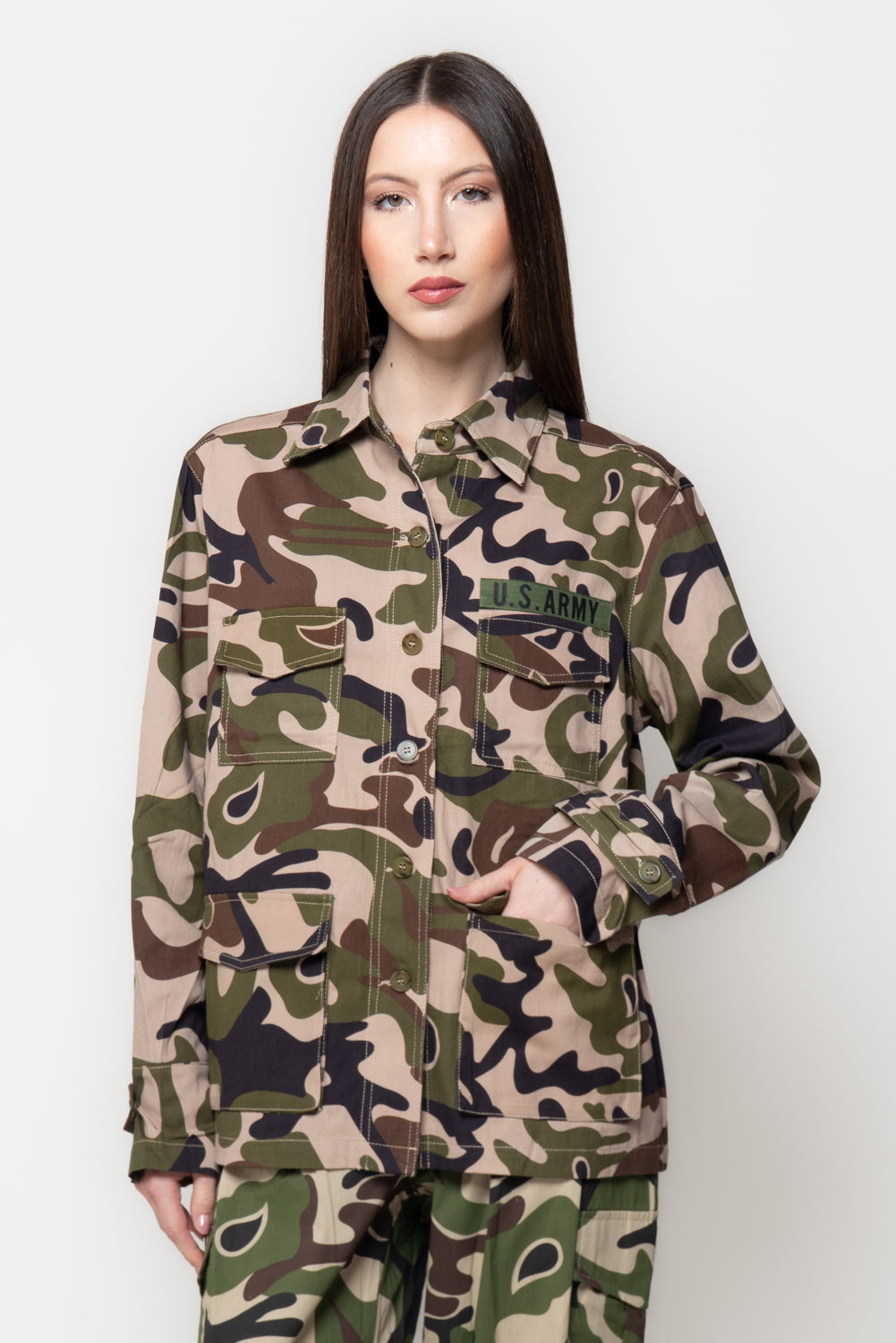 Giacca Donna Stile Militare Camouflage con Tasche Utility