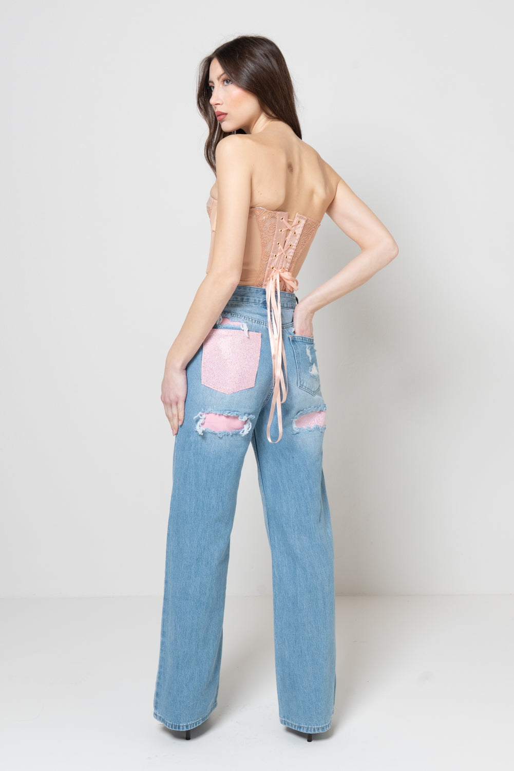 Jeans Wide-Leg a Vita Alta con Dettagli Distressed e Inserti in Paillettes Rosa Immagine principale del prodotto